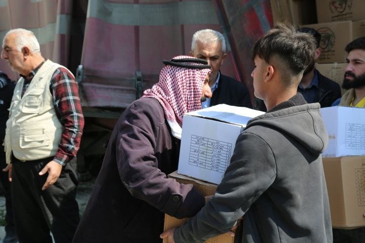 توزيع المساعدات على العائدين في سنجار.المصدر:وزارة الهجرة العراقية