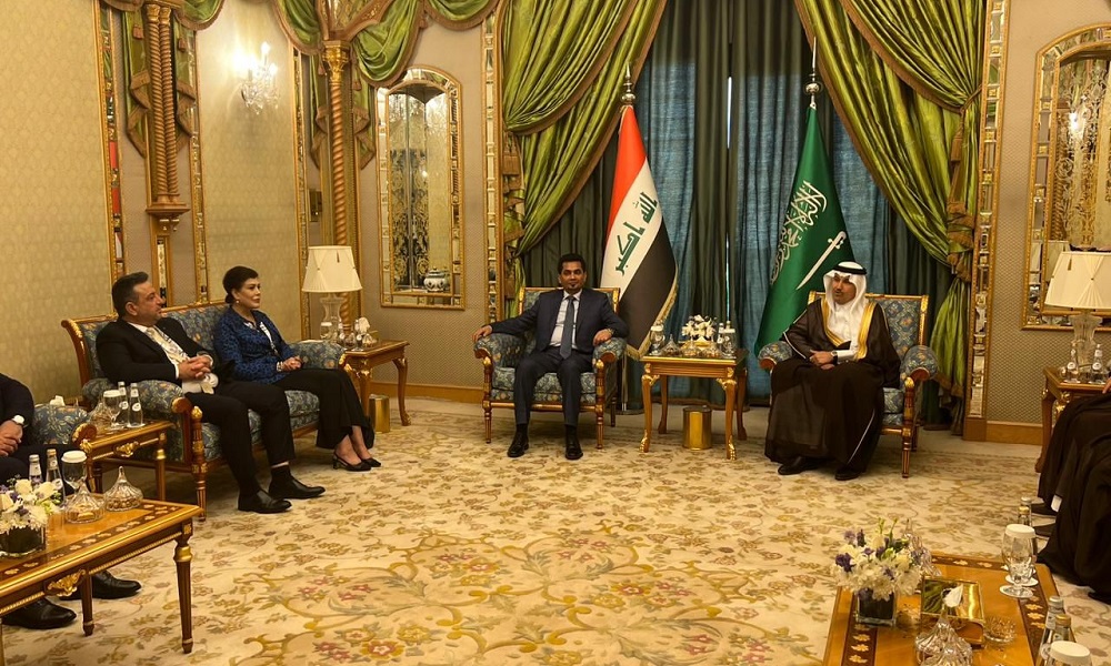 وزير النقل رزاق محيبس السعداوي مع نظيره السعودي.المصدر:وزارة النقل العراقية