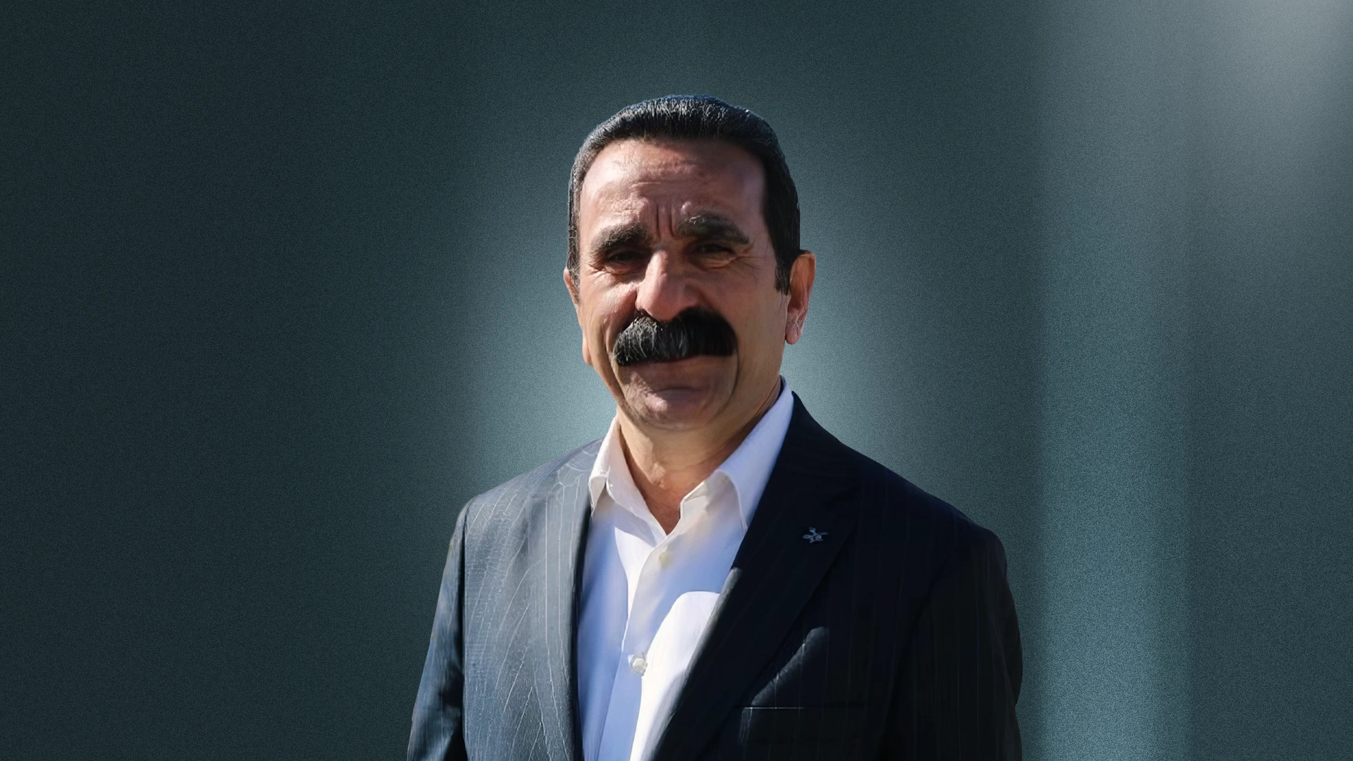حُكم على رئيس بلدية مدينة هكاري المقال في أقصى جنوب شرق تركيا بالسجن 19 عاما ونصف سنة بعد إدانته بتهمة "الإرهاب". 