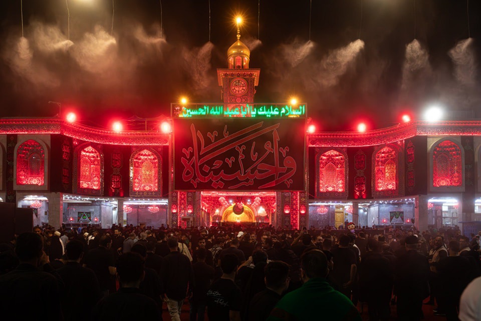 اجواء ليلة التاسع من شهر محرم الحرام في كربلاء.المصدر:العتبة الحسينية