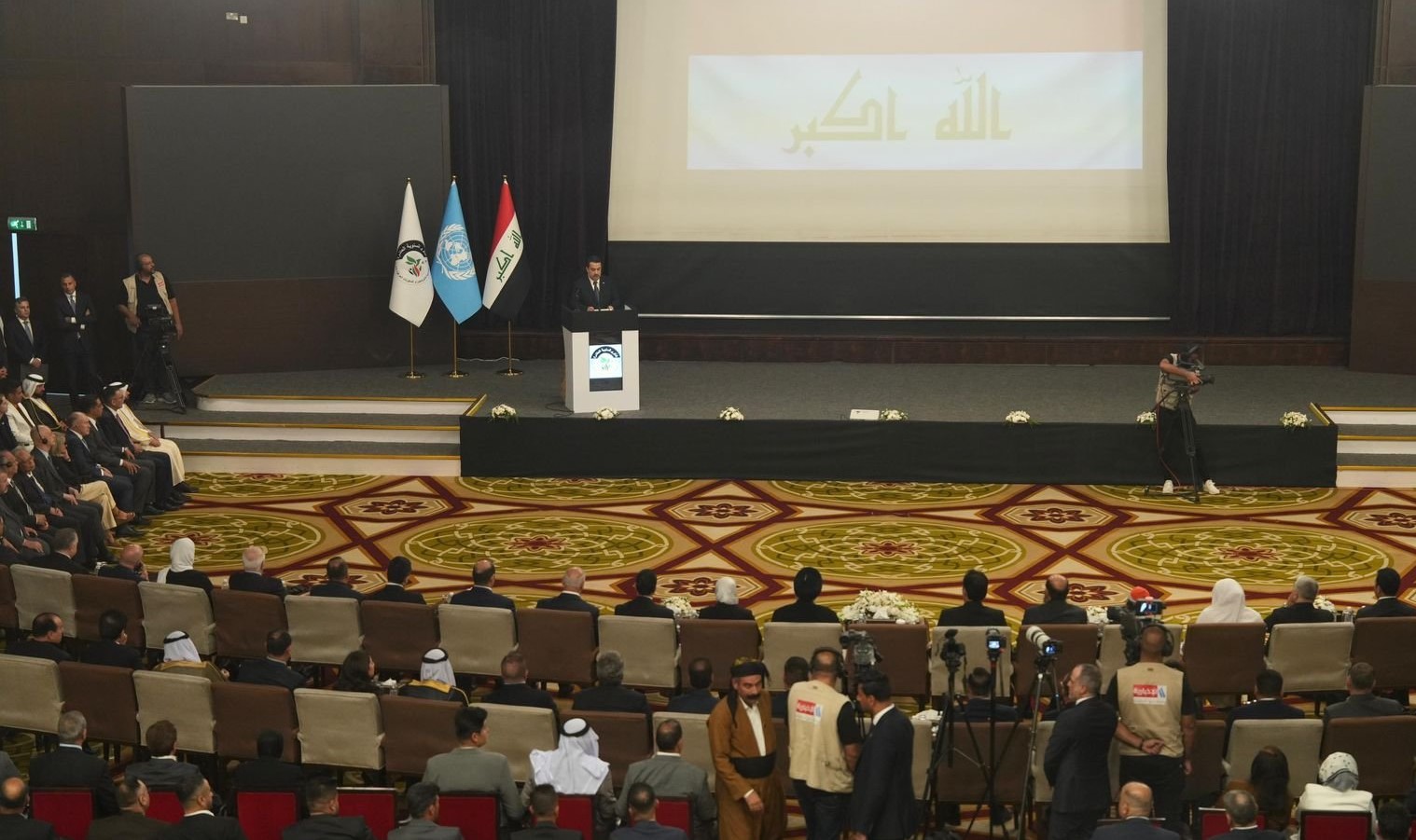 رئيس الوزراء في حفل تأبين الإيزيديين