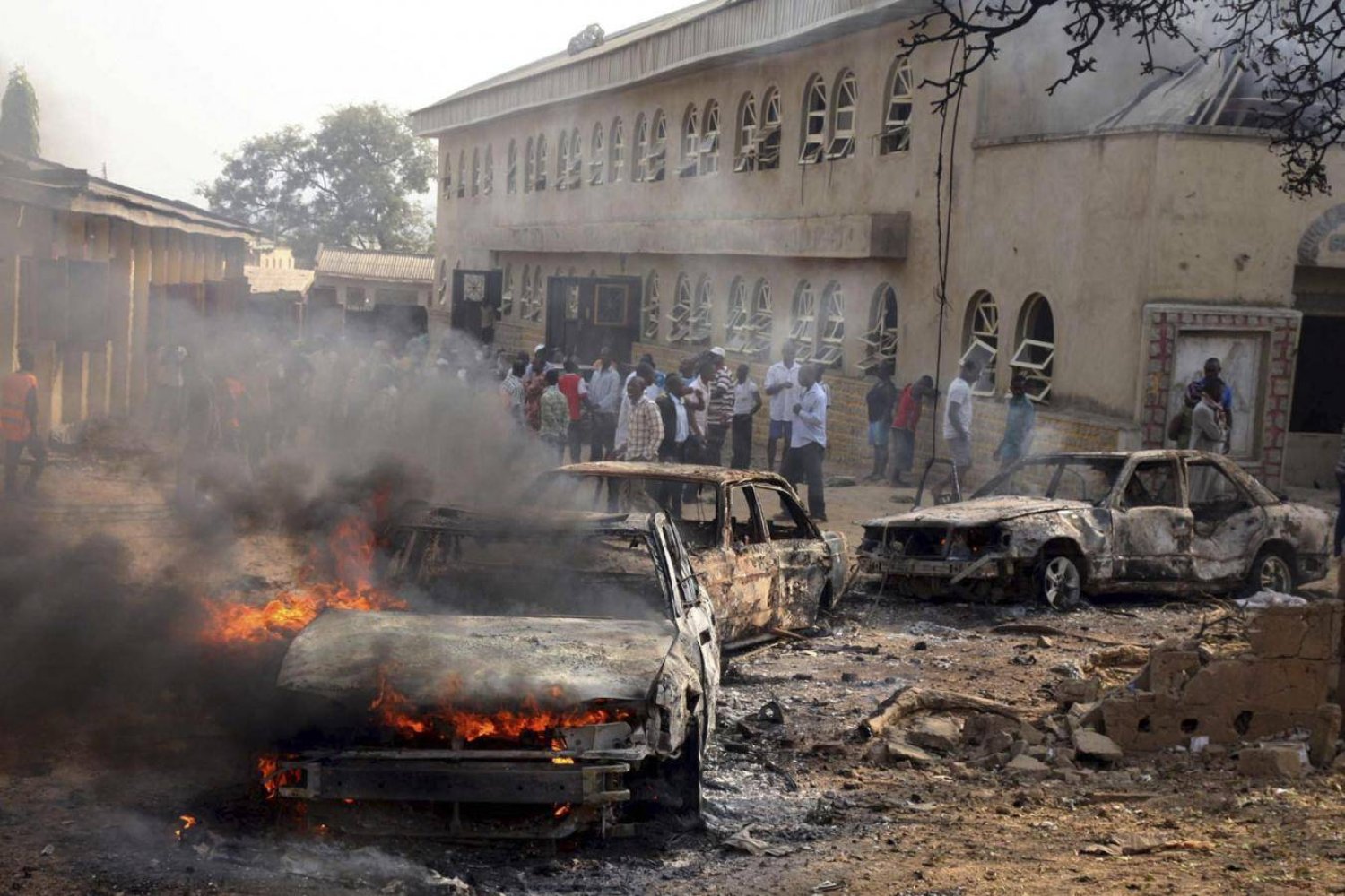 صورة أرشيفية لهجوم شنّته جماعة «بوكو حرام» بنيجيريا في 25 ديسمبر 2011 (رويترز)
