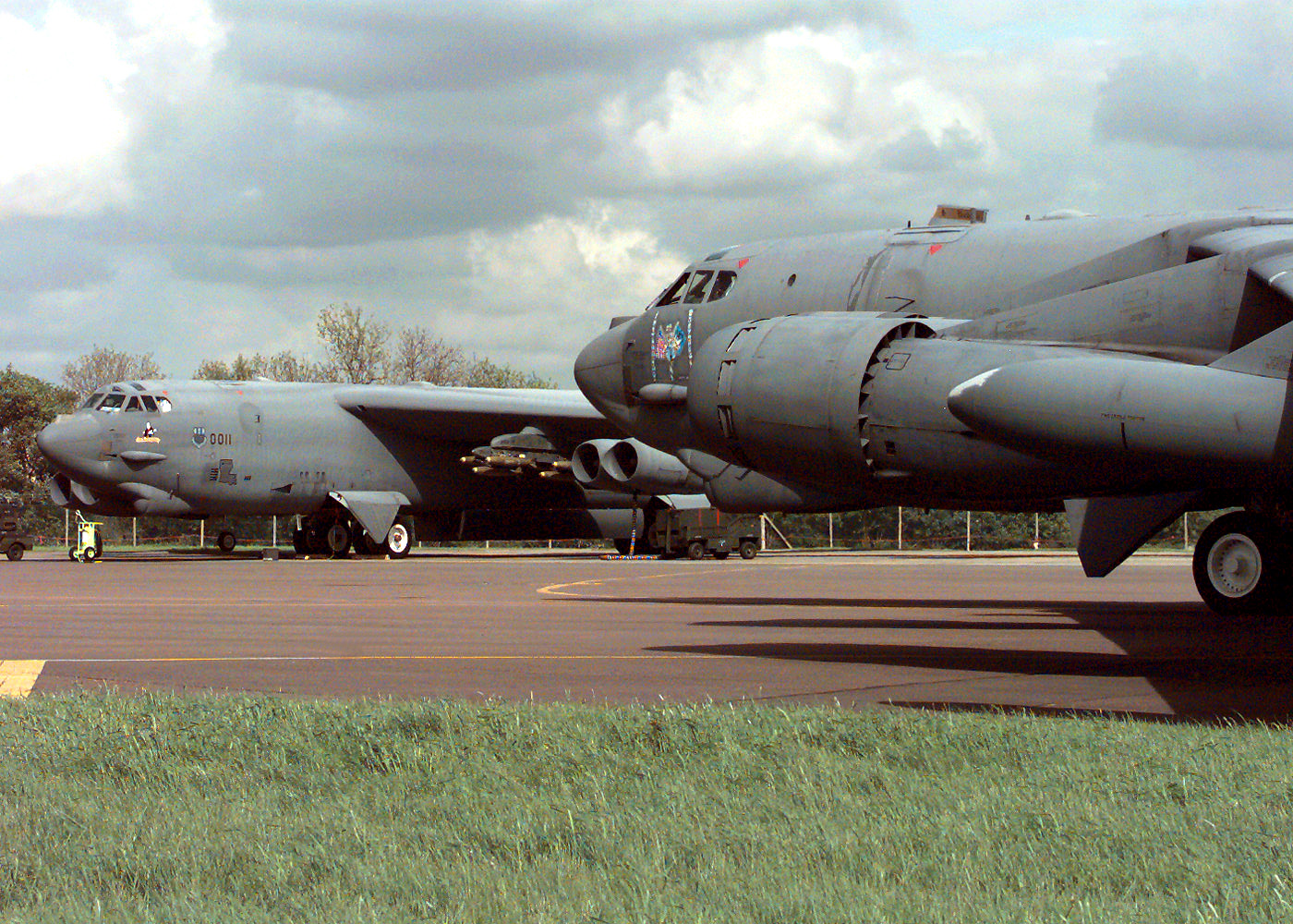 990512-F-1312M-010
	A B-52H Stratofortress taxis along the flight line at RAF Fairford, United Kingdom, on May 12, 1999.  Stratofortresses from Barksdale Air Force Base, La., and Minot Air Force Base, N.D., are deployed to RAF Fairford as part of the 2nd Air Expeditionary Group in support of NATO Operation Allied Force.  Operation Allied Force is the air operation against targets in the Federal Republic of Yugoslavia. DoD photo by Staff Sgt. Randy Mallard, U.S. Air Force. (Released)