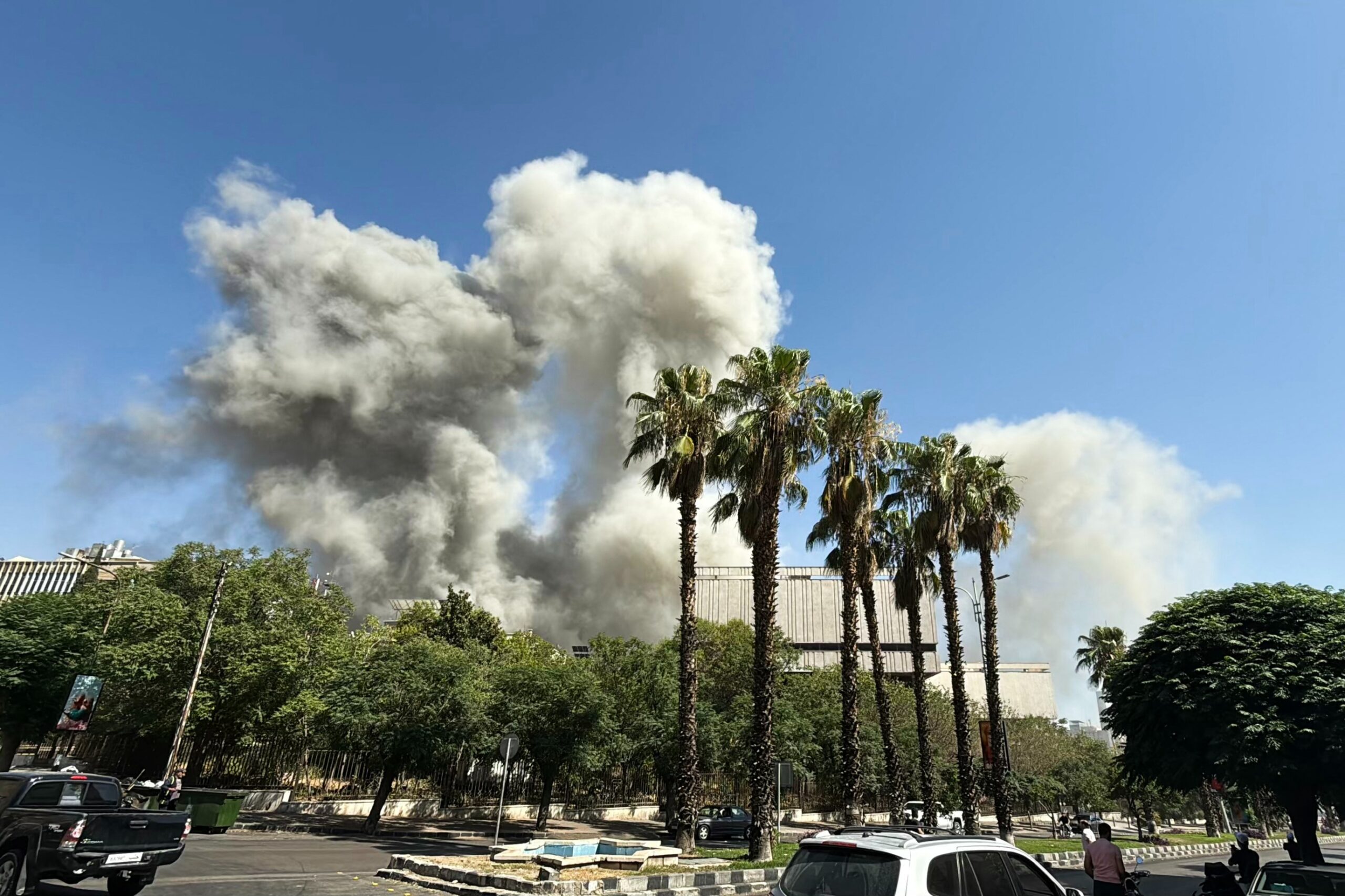 Israeli strikes hit near the Syrian army and defense ministry headquarters in Damascus on July 16, 2025. Photo: Rami al-Sayed / AFP

