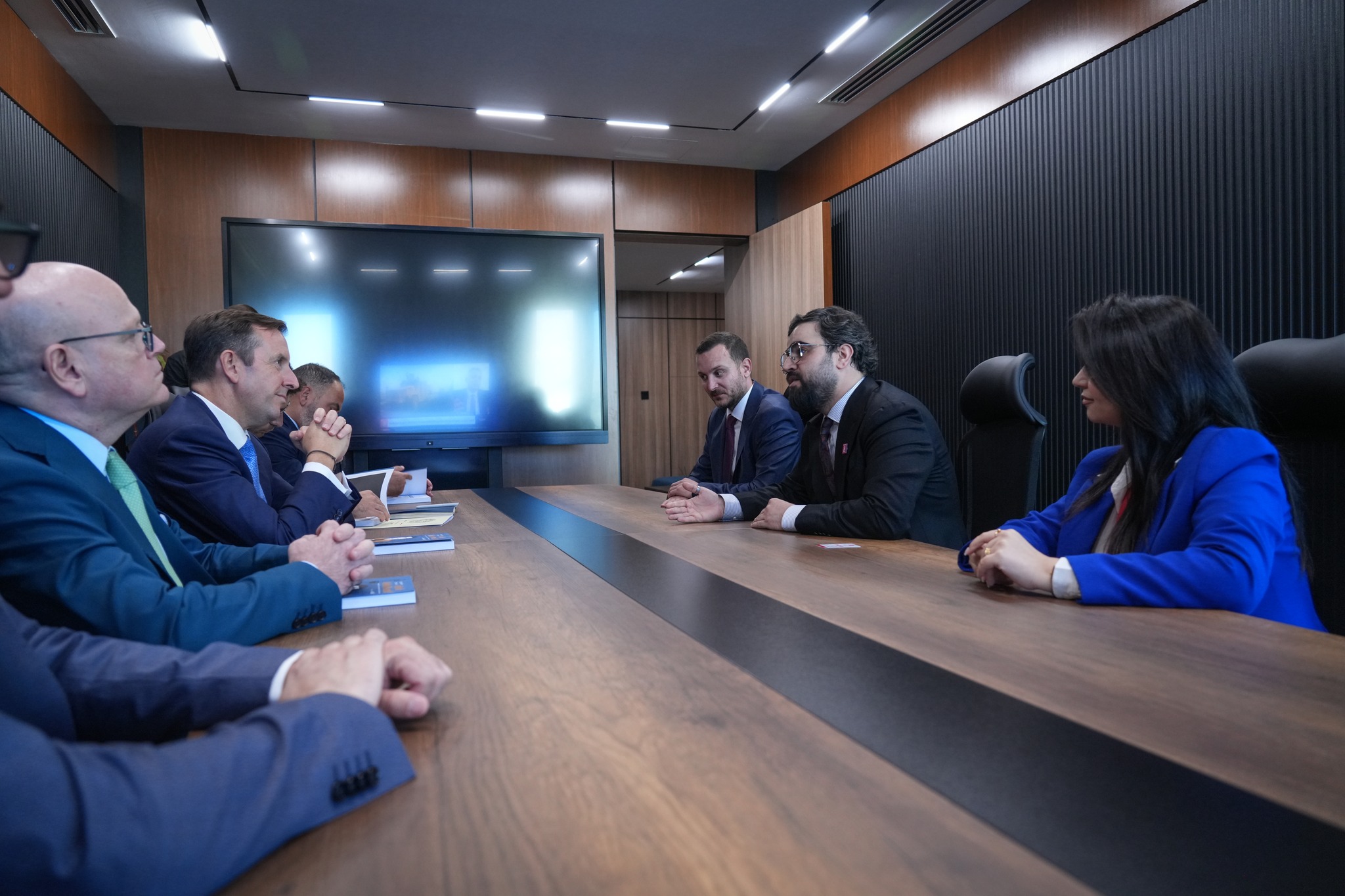 Italian diplomatic officials hold a meeting with Ahmed Najm, Founder &amp; Chairman of the Board; Bahez Sheikh Kamil, Head of Newsroom; and Lanja Nawzad from Channel8’s administration


