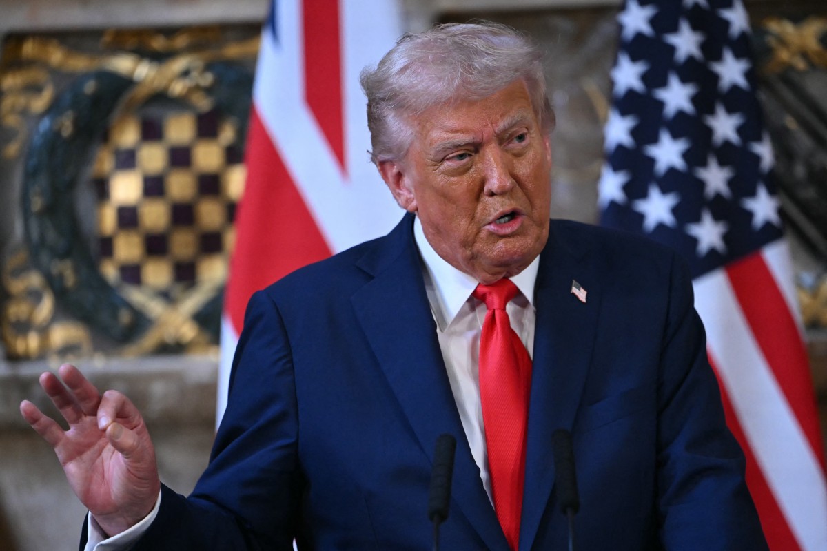 US President Donald Trump speaks during a joint press conference with Britain's Prime Minister Keir Starmer (unseen) following their meeting at Chequers, in Aylesbury, central England, on September 18, 2025, on the second day of the US President's second State Visit. After the royal hospitality and pageantry, US President Donald Trump's unprecedented second state visit to the UK takes a serious turn on Thursday when he is hosted by Prime Minister Keir Starmer for wide-ranging talks. (Photo by ANDREW CABALLERO-REYNOLDS / AFP)