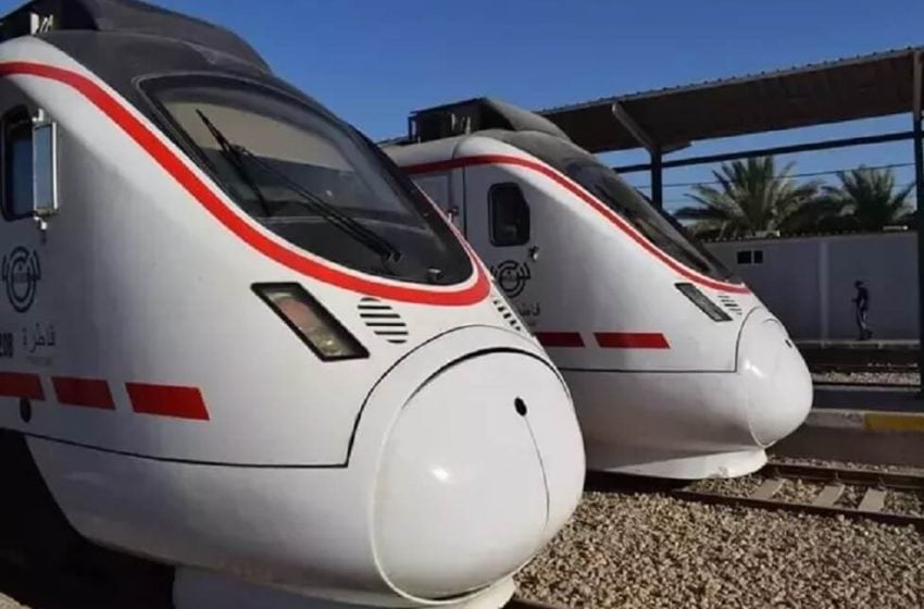 Trains sit on a railway track in Iraq. Photo: Transport Ministry

 