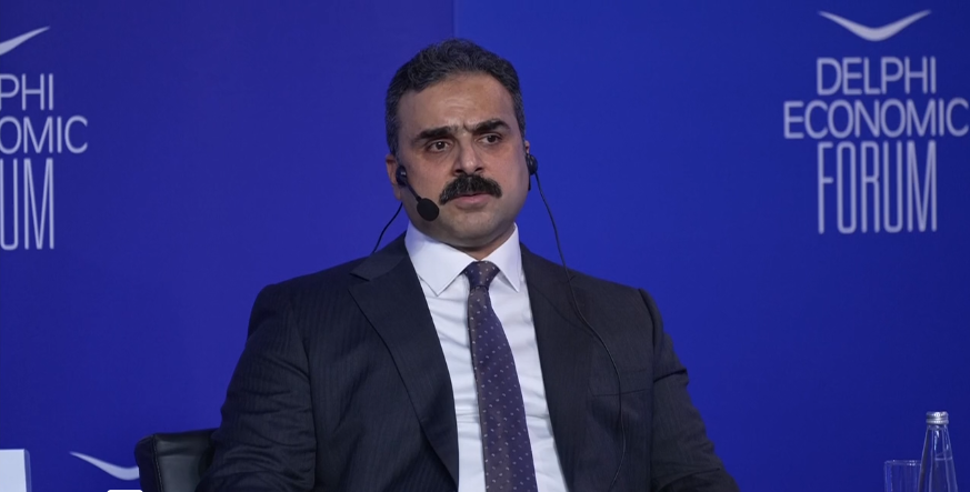 Lieutenant General Omar Al-Waeli, Head of the Iraqi Border Ports Commission, speaking at the Delphi Forum Slemani.