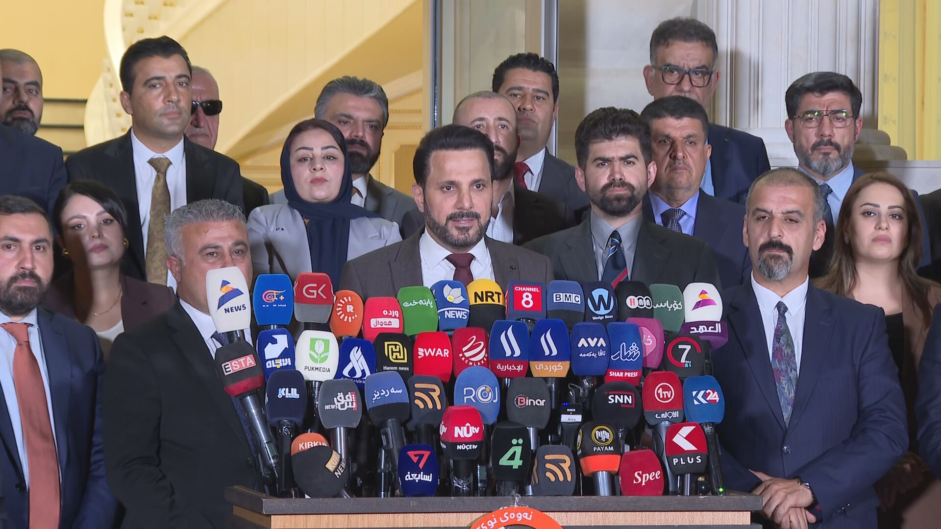 Shaswar Abdulwahid, President of the New Generation Movement, spoke at a press conference on June 30, 2026. Photo: Channel 8