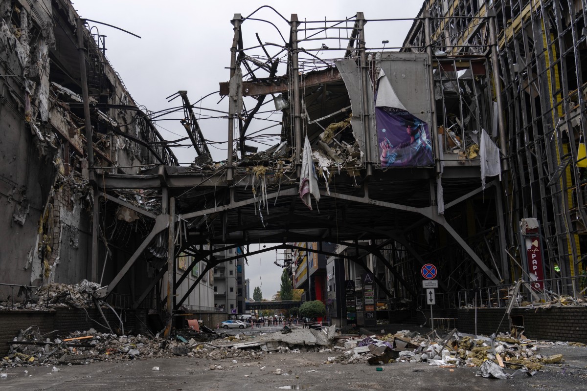 This photograph taken on October 19, 2026 shows a damaged shopping mall following an air attack in Kyiv, amid the Russian invasion of Ukraine. (Photo by OLEKSII FILIPPOV / AFP)