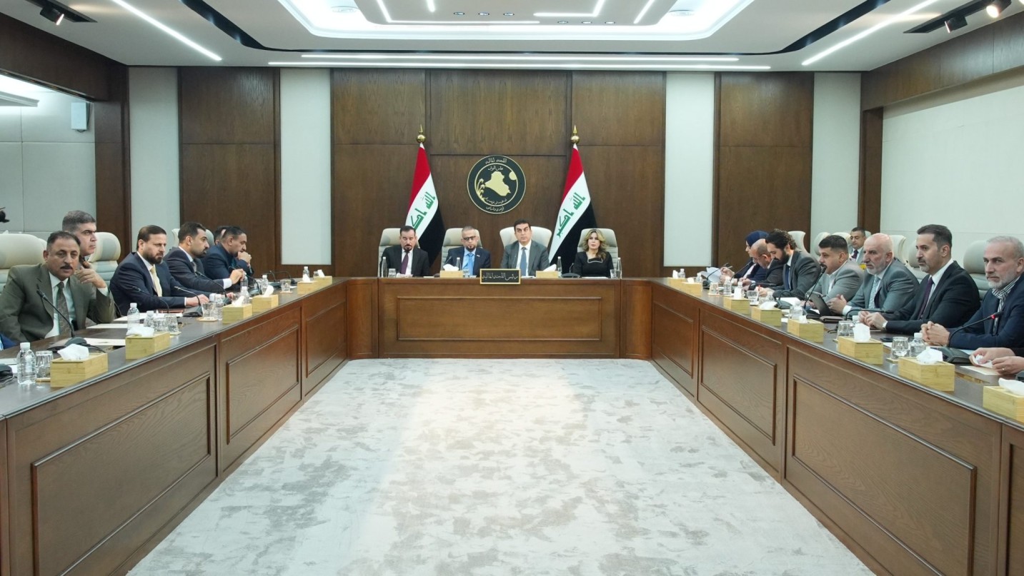 A meeting of the Iraqi Finance Committee and lawmakers. Photo: Iraqi Council of Representatives




