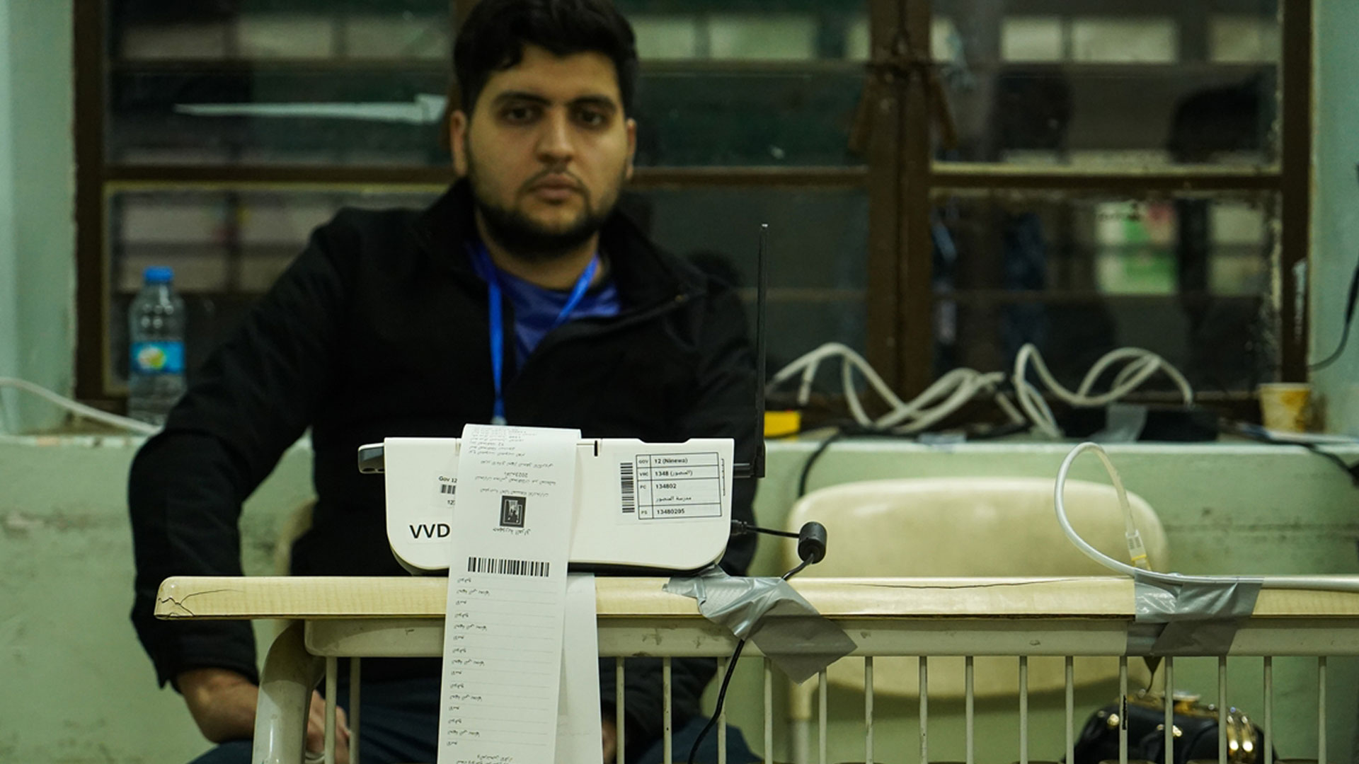 جیاكردنەوەی دەنگەكانی هەڵبژاردنی ئەنجوومەنی پارێزگاكان لە یەكێك لە بنكەكان. 
فۆتۆ: ئەنادۆڵ