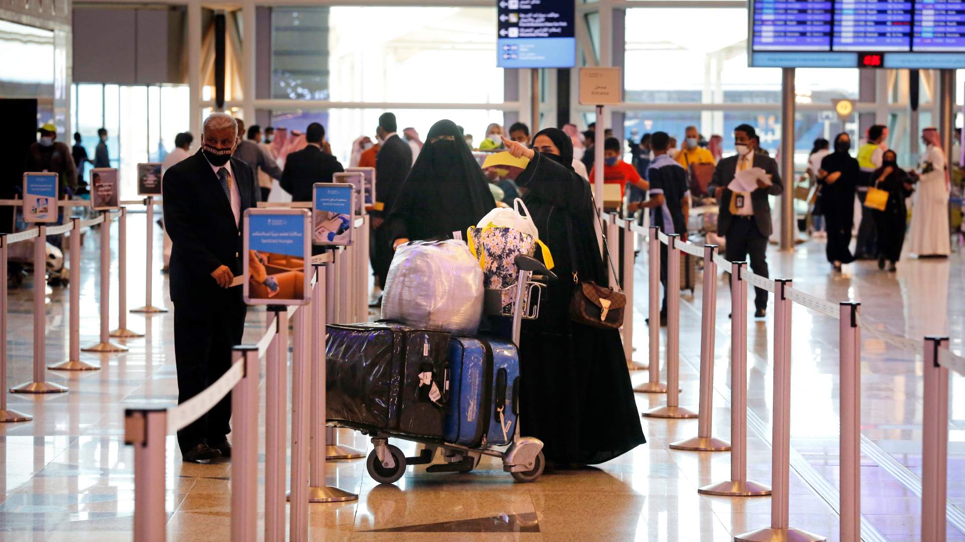 جگە لە عەمرەکاران، گەشتیارێکی زۆریش سەردانی سعودیە دەکەن. 
فۆتۆ:AP