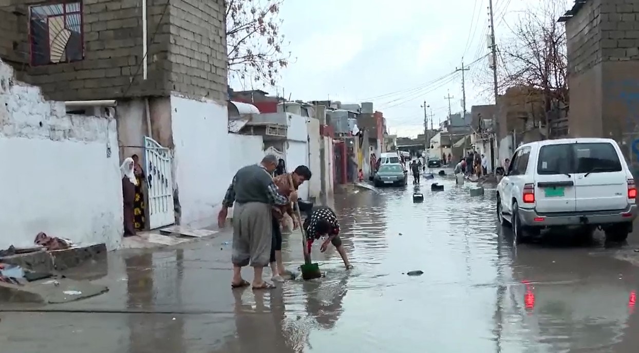 دروستبوونى لافاو لە گەڕەکى گڵکەندى هەولێر. فۆتۆ: کەناڵ8