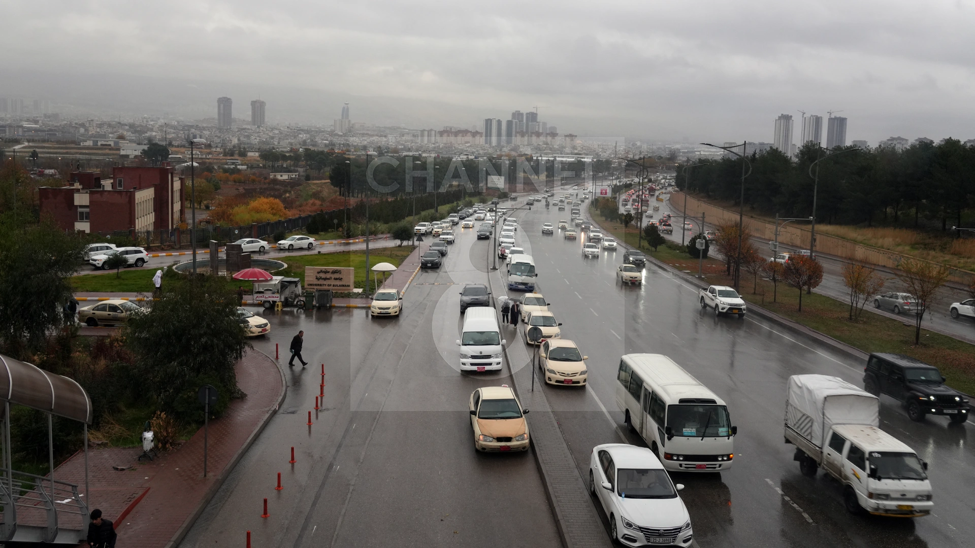 شاری سلێمانی لە كەشێكی باراناویدا. فۆتۆ: كەناڵ8