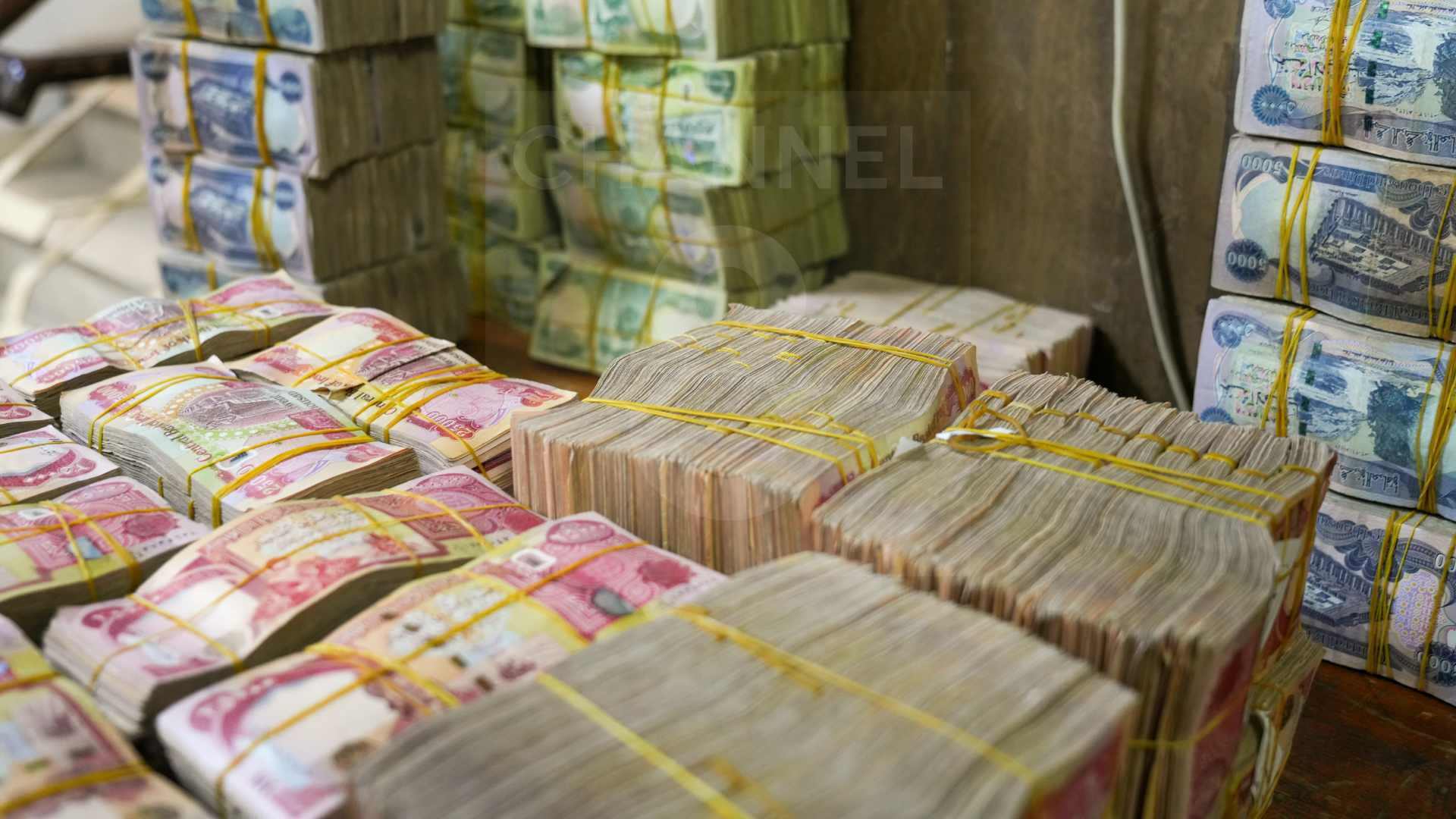 دینارى عێراقى. فۆتۆ: حەمەسوور - کەناڵ8