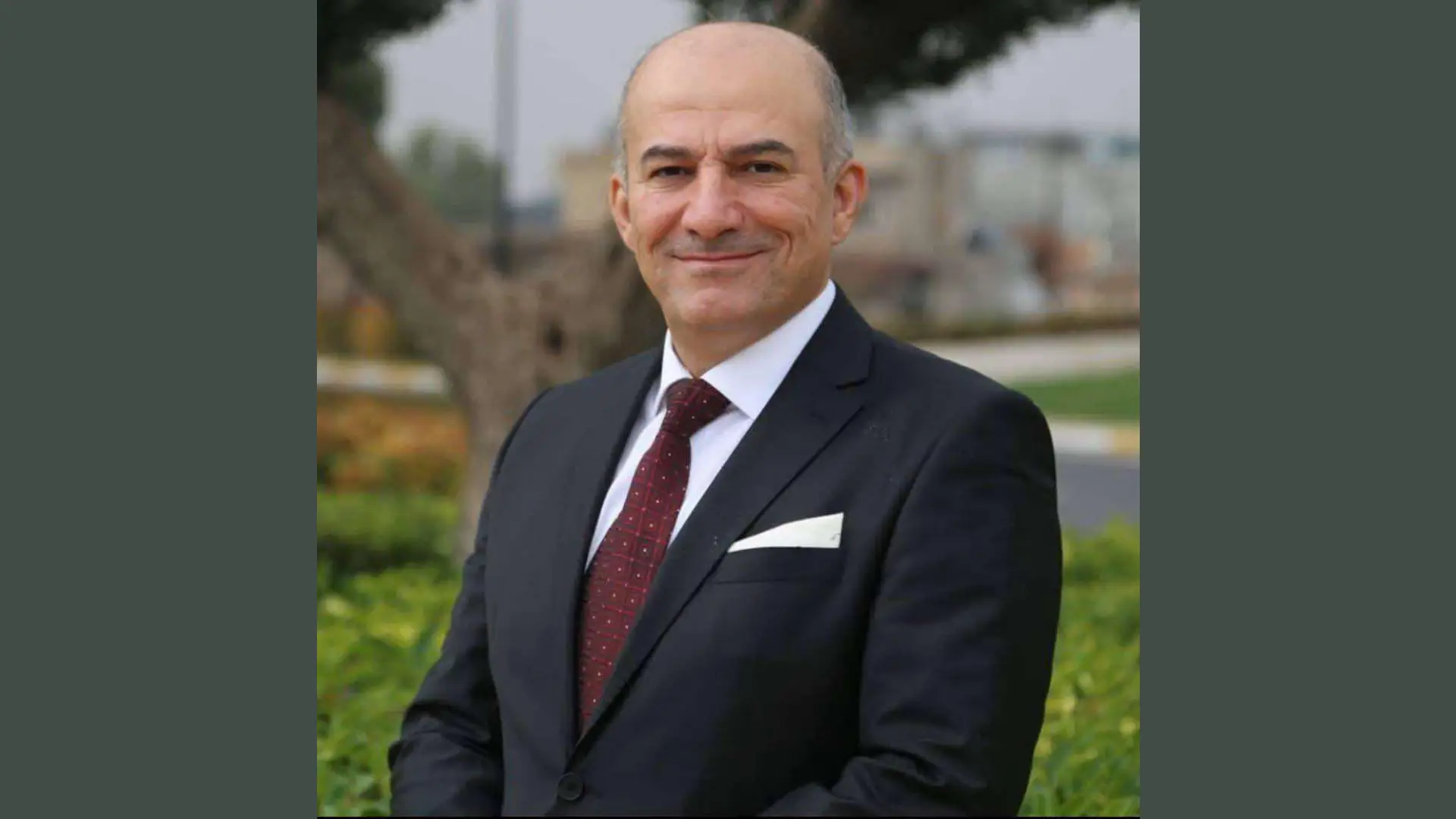 د. ئازاد ئەنوەر، پسپۆڕی نەخۆشییەکانی مێشک و دەمار