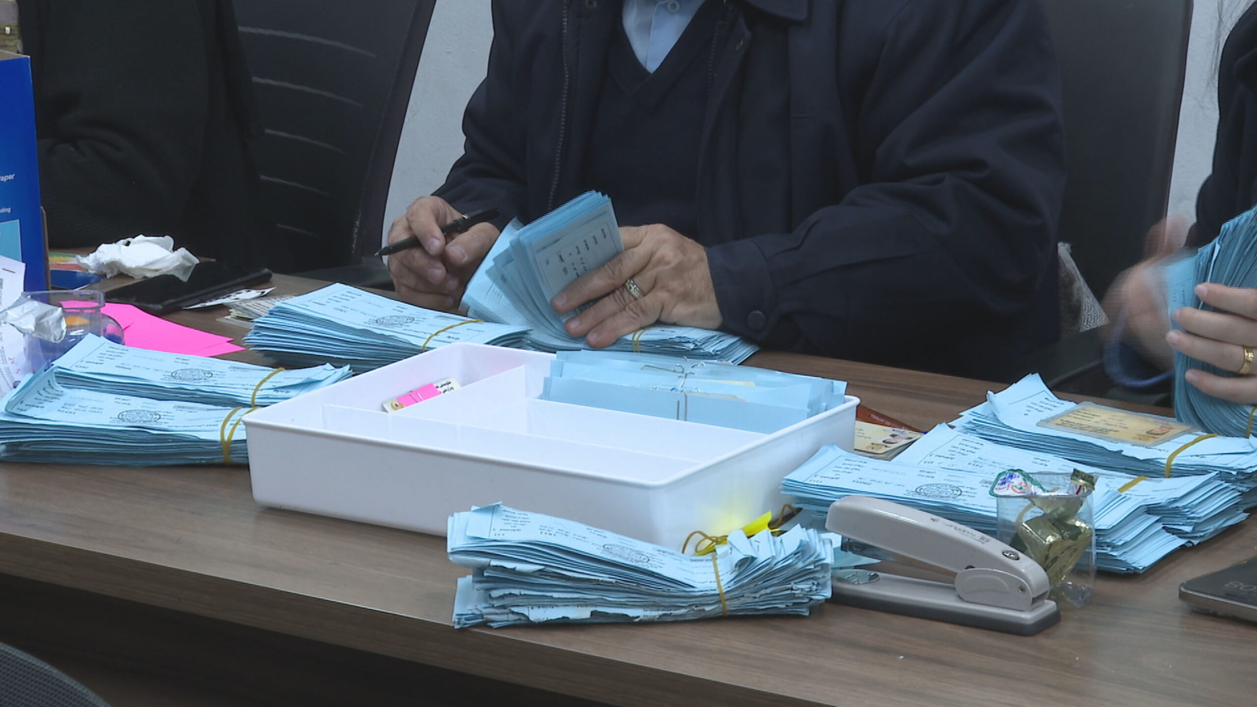 کۆمەڵێک چەکی دابەشکردنی مووچە
