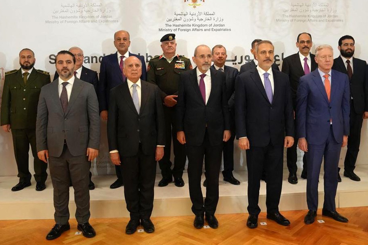 وەزیرانی دەرەوەی وڵاتانی دراوسێی سووریا لە ئوردن کۆبوونەوە فۆتۆ: AP