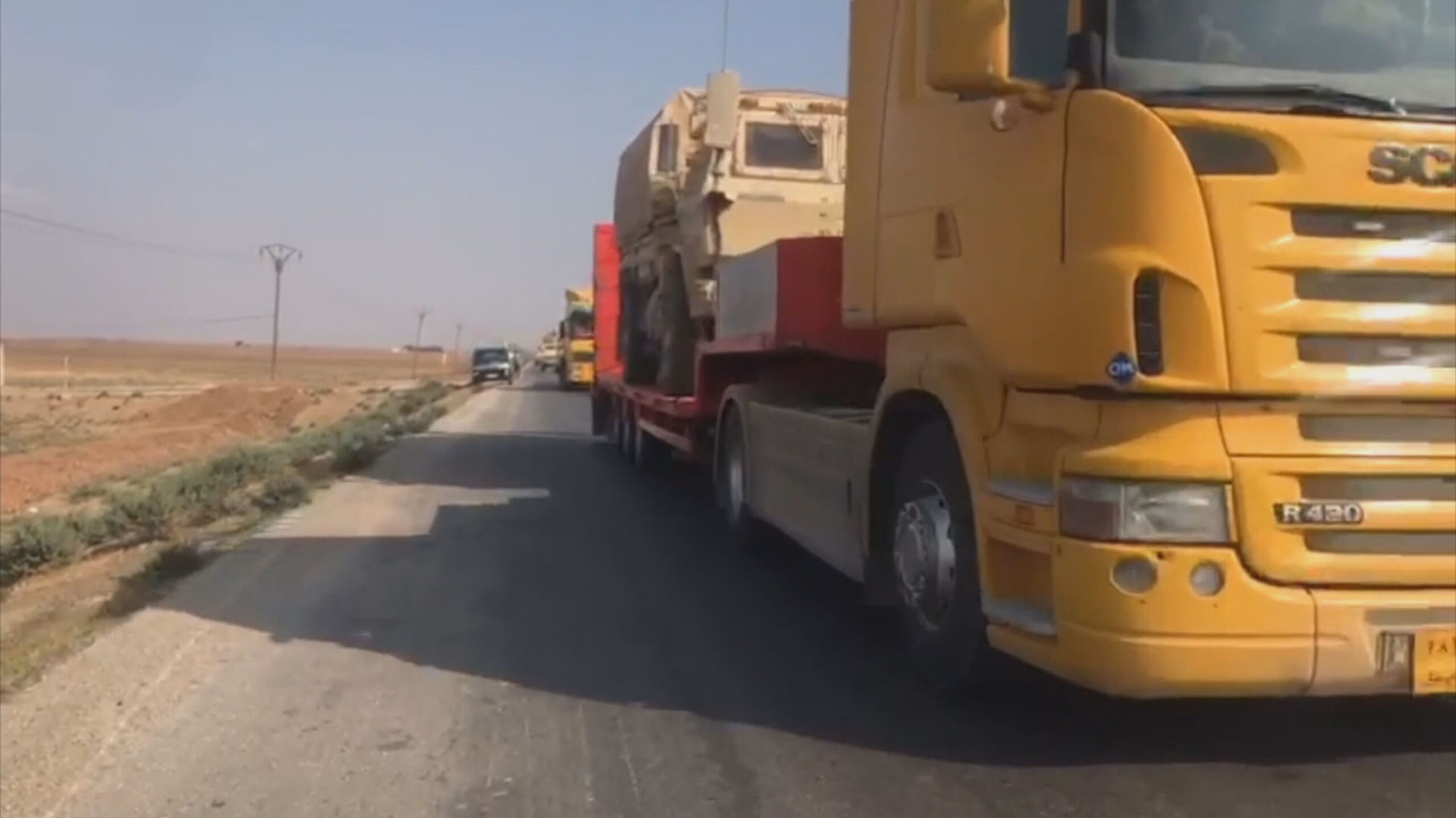 کاروانێکی چەک و کەرەستەی سەربازیی هاوپەیمان لە رۆژئاوای کوردستان