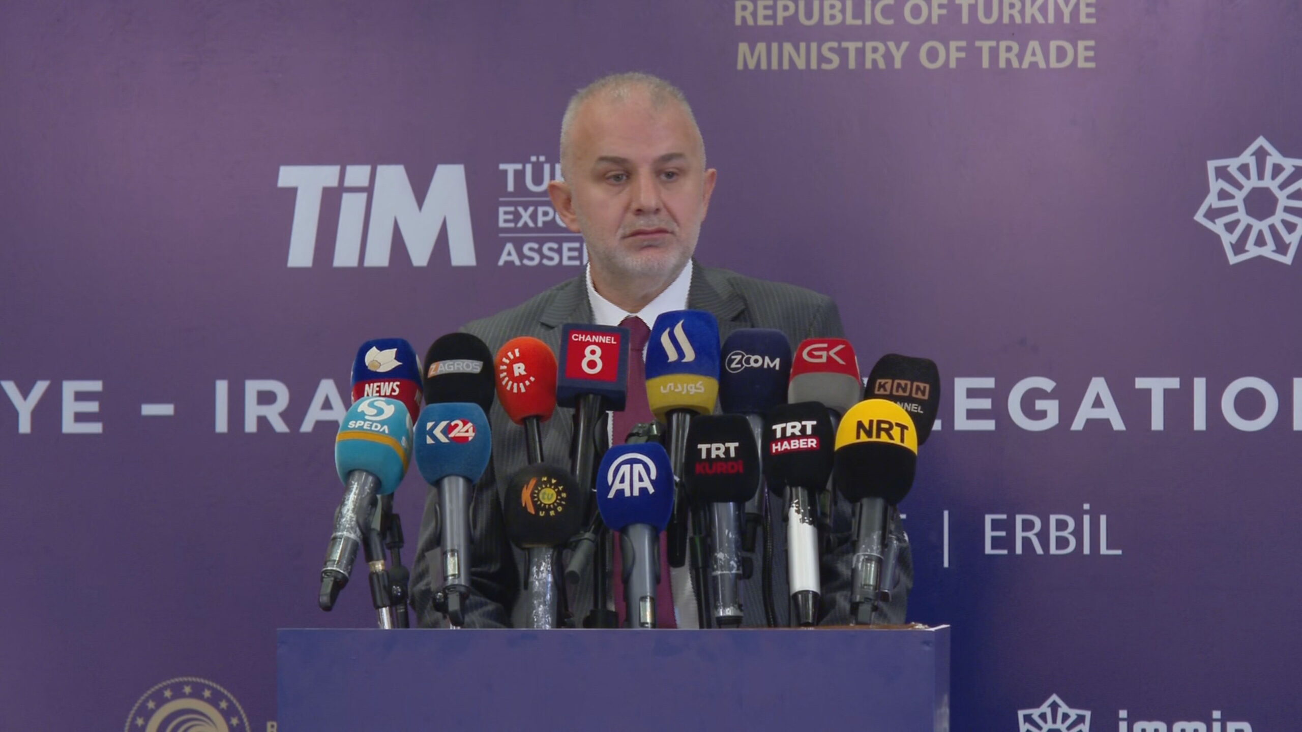 کۆنفرانسی رۆژنامەوانیی بیلال کوتوک سەرۆکی شاندی ئەنجوومەنی هەناردەکارانی تورکیا لە میانی سەردانەکەیدا بۆ تورکیا