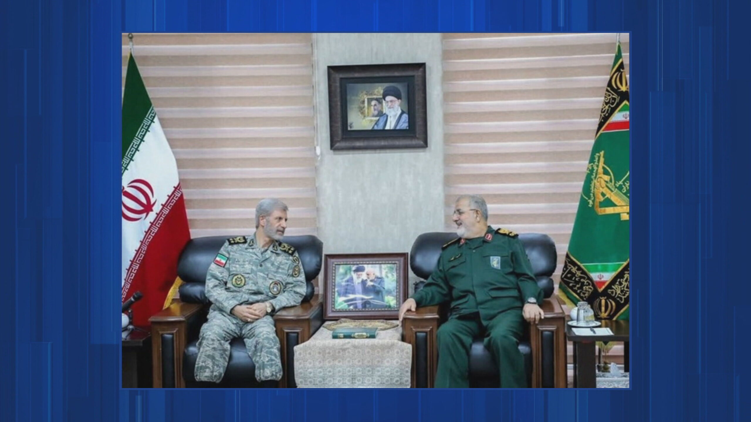 محەمەد پاکپوور، فەرماندەی گشتیی سوپای پاسدارانی ئێران و ئەمیر حاتەمی، سوپاسالاری ئێران کۆبوونەوە