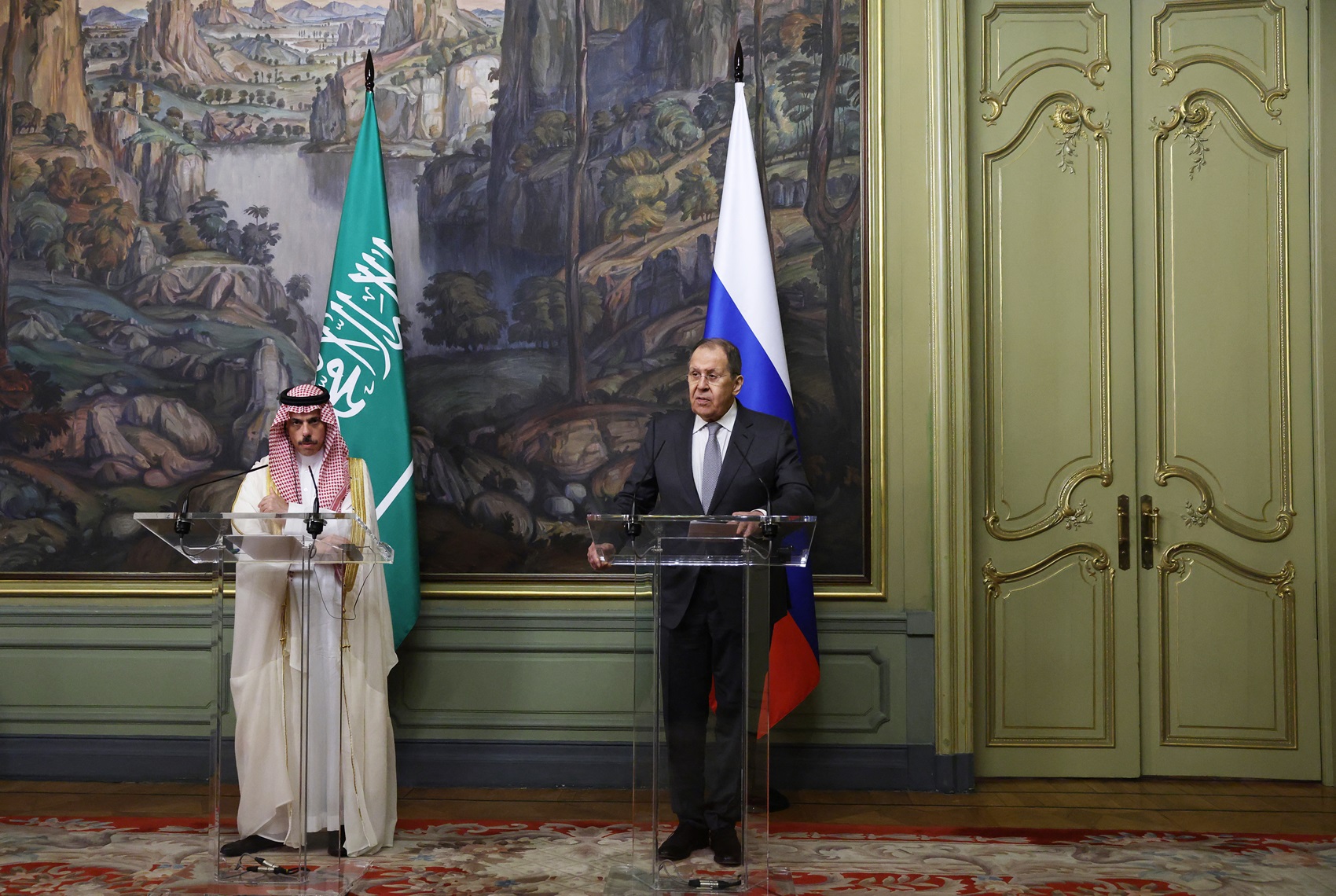 کۆنفرانسی رۆژنامەوانی هاوبەشی وەزیری دەرەوەی رووسیا و سعودیە فۆتۆ: AFP