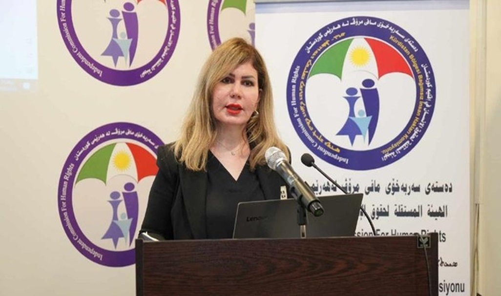 مونا یاقو، سه‌رۆكی ده‌سته‌ی سه‌ربه‌خۆی مافی مرۆڤ.