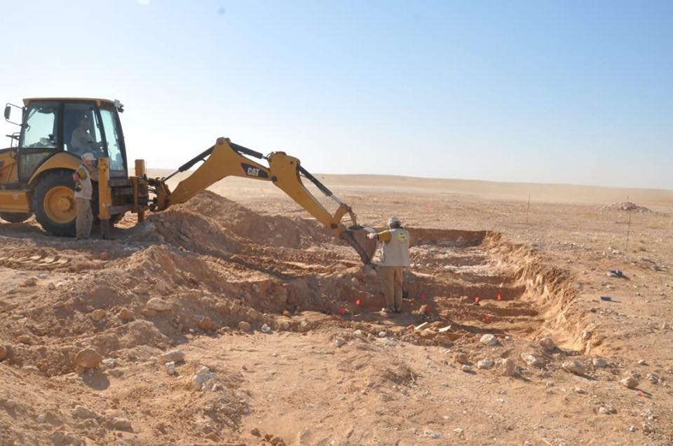 ساتی هەڵدانەوەی گۆڕێکی بە کۆمەڵی کوردانی ئەنفالکراو لە ناوچەکانی خوارووی عێراق
فۆتۆ: ئەرشیف