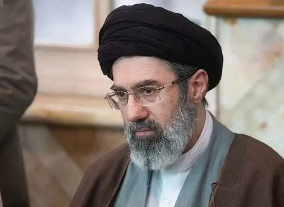 موجتەبا خامنەیی، کوڕی عەلی خامنەیی، رابەری باڵای ئێران