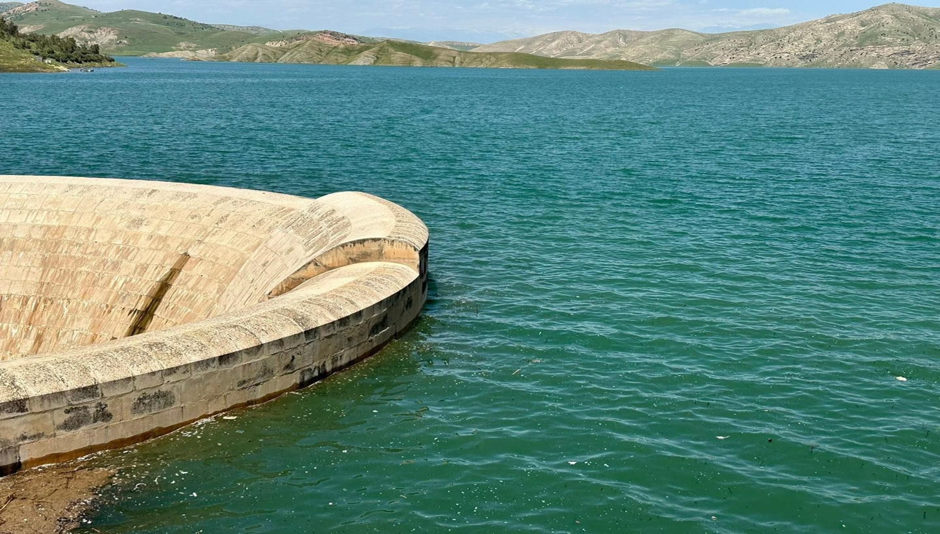 بێڵماوس لە دەریاچەى دووکان