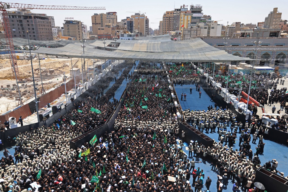 دیمەنێک لە بەڕێوەچوونی ڕێوڕەسمی عاشورا لە کەربەلا. فۆتۆ: AFP