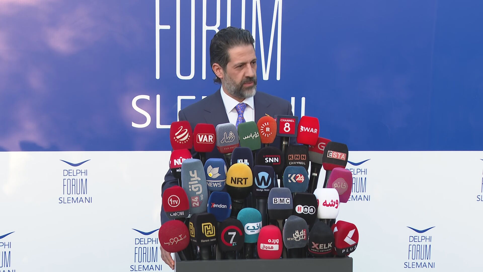 کۆنفڕانسی ڕۆژنامەوانیی قوباد تاڵەبانى، جێگرى سەرۆکوەزیرانى هەرێمى کوردستان لە کۆڕبەندی ئابووریی دێڵفی لە سلێمانی