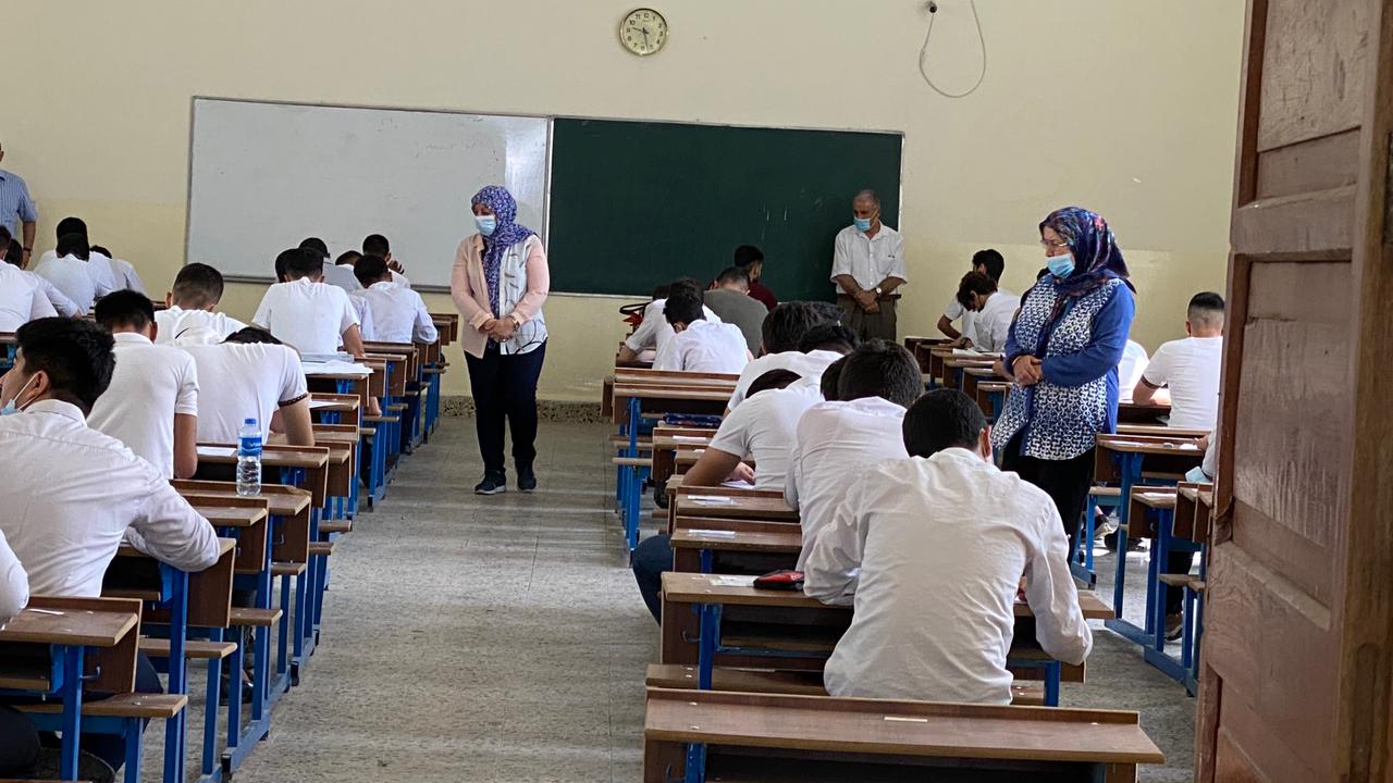 یەکێک لە هۆڵەکانی تاقیکردنەوەی خوێندکارانی قۆناغی شەشی ئامادەیی لە عێراق
