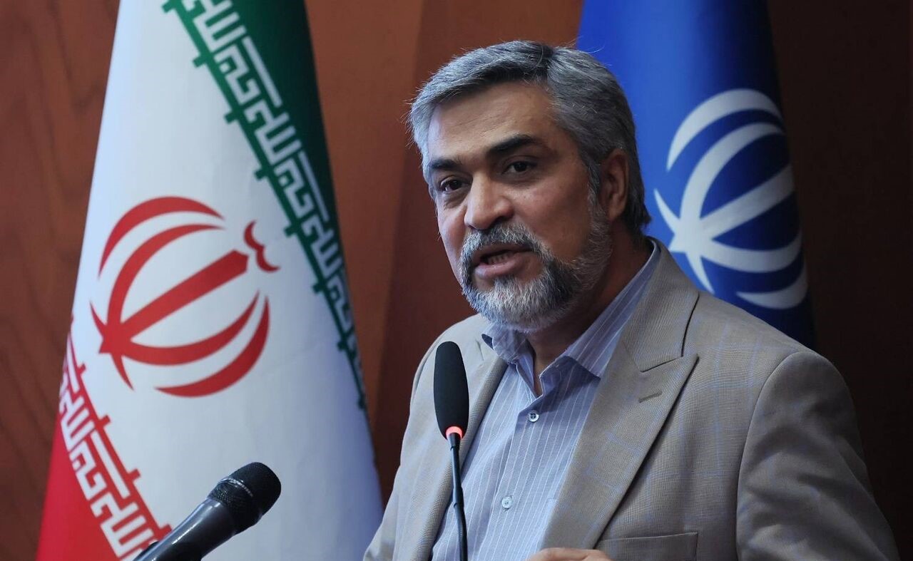 حسێن کرمانپور، بەرپرسی ڕاگەیاندنی تەندروستیی ئێران