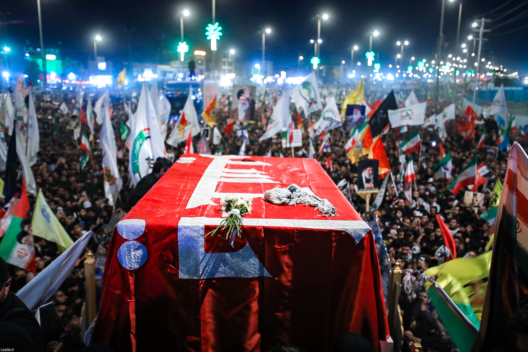 بەڕێکردنی تەرمی ڕێبەری کوژراوی ئێران لە  کەربەلا 