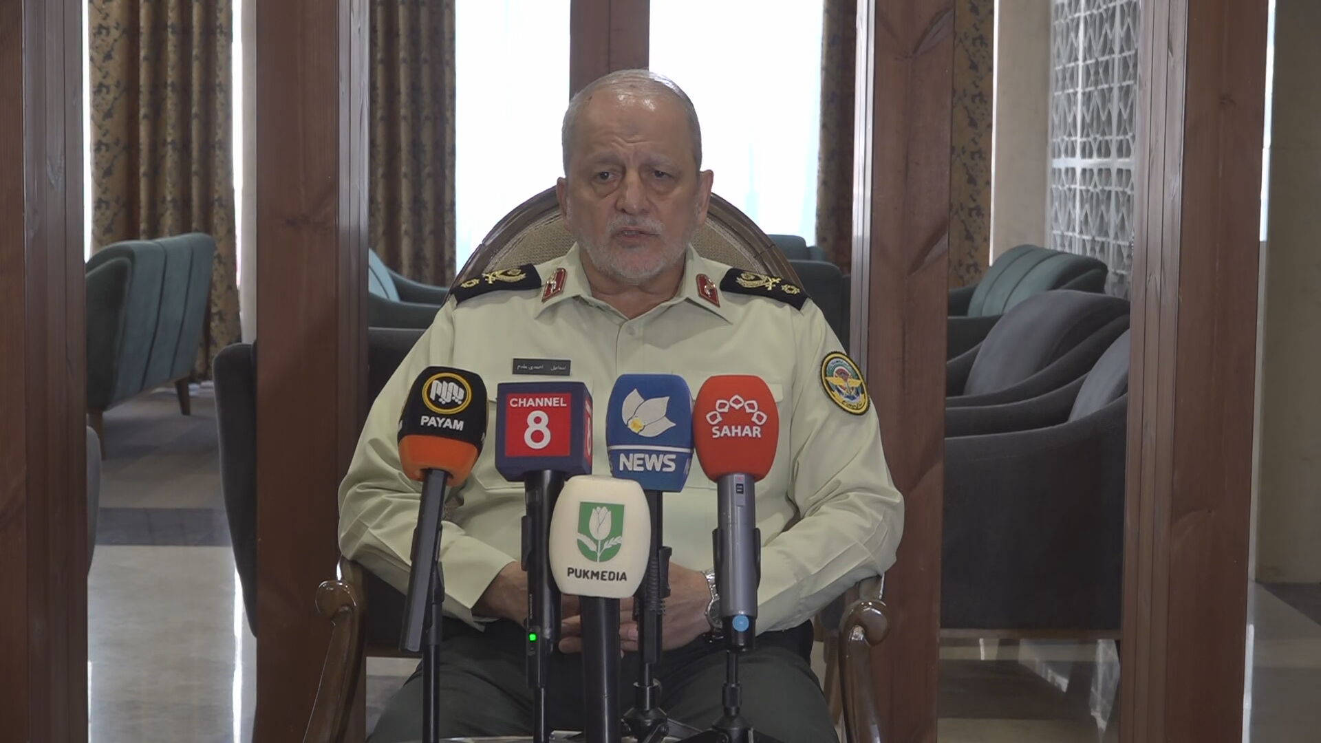 کۆنفڕانسی ڕۆژنامەوانیی ئیسماعیل ئەحمەدی موقەدەم، سەرۆکی زانکۆی بەرگریی نیشتمانیی ئێران