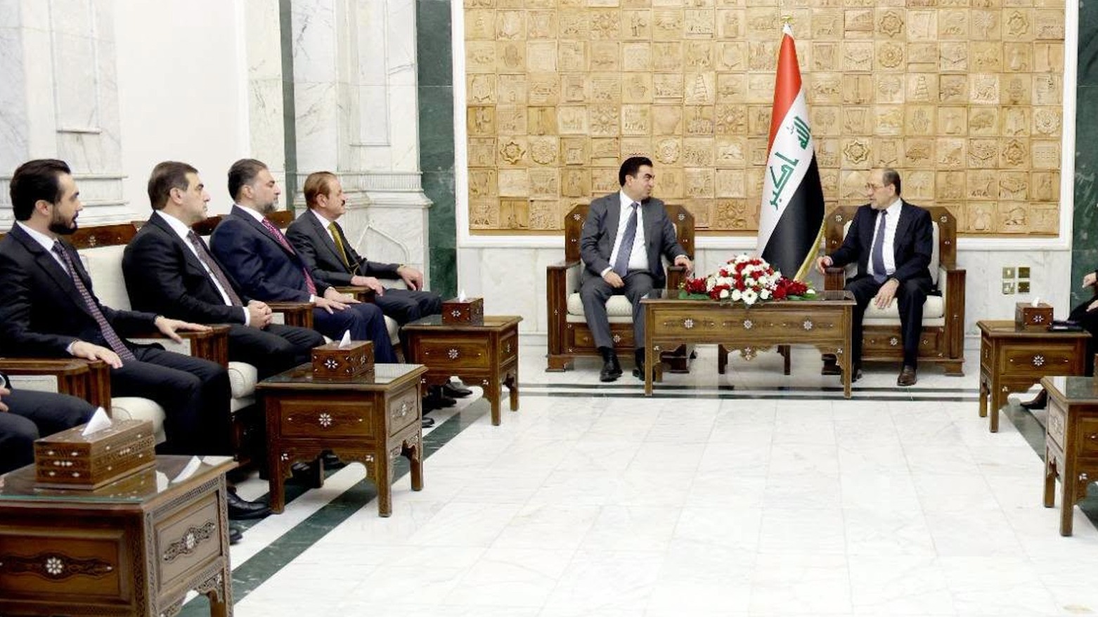 کۆبوونەوەی نووری مالیکی و شاندی پارتی دیموکراتی کوردستان لە بەغداد