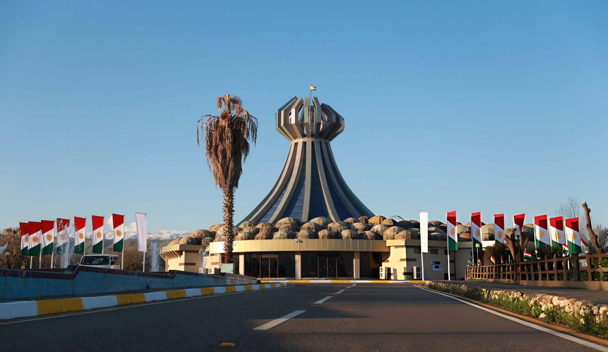 مۆنۆمێنتى شەهیدانى کیمیابارانى هەڵەبجە