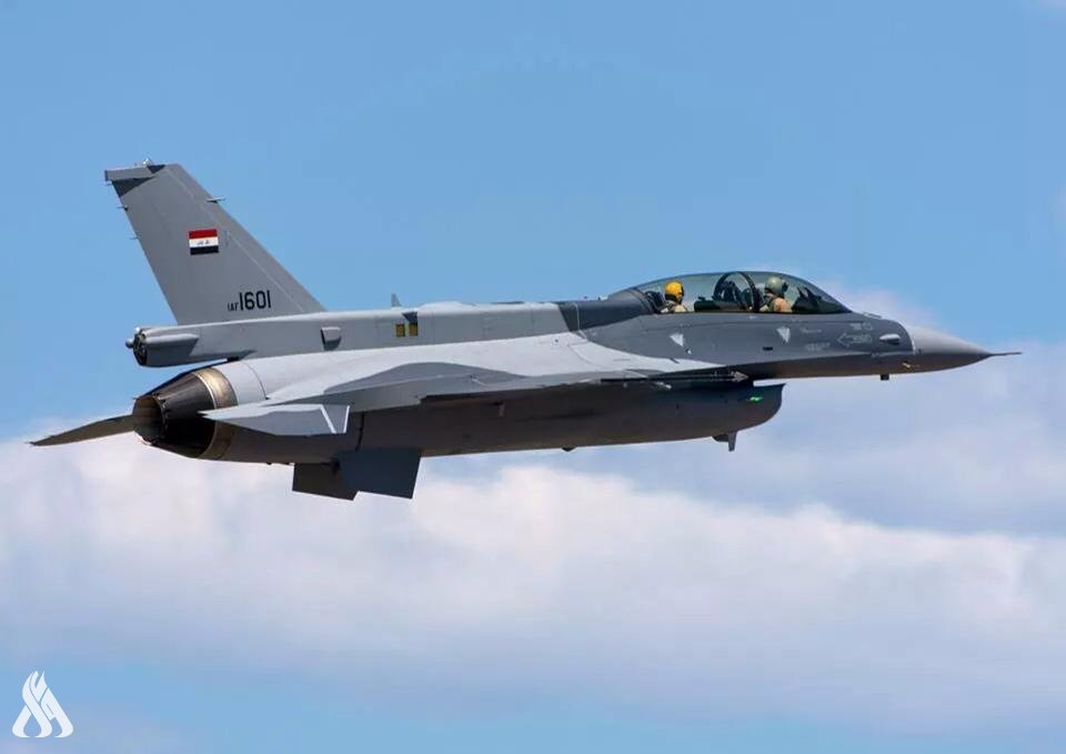 فڕۆکەیەکی جەنگیی ئێف-16ی عێراق لە کاتی بەجێگەیاندنی ئەرکێکی سەربازیدا