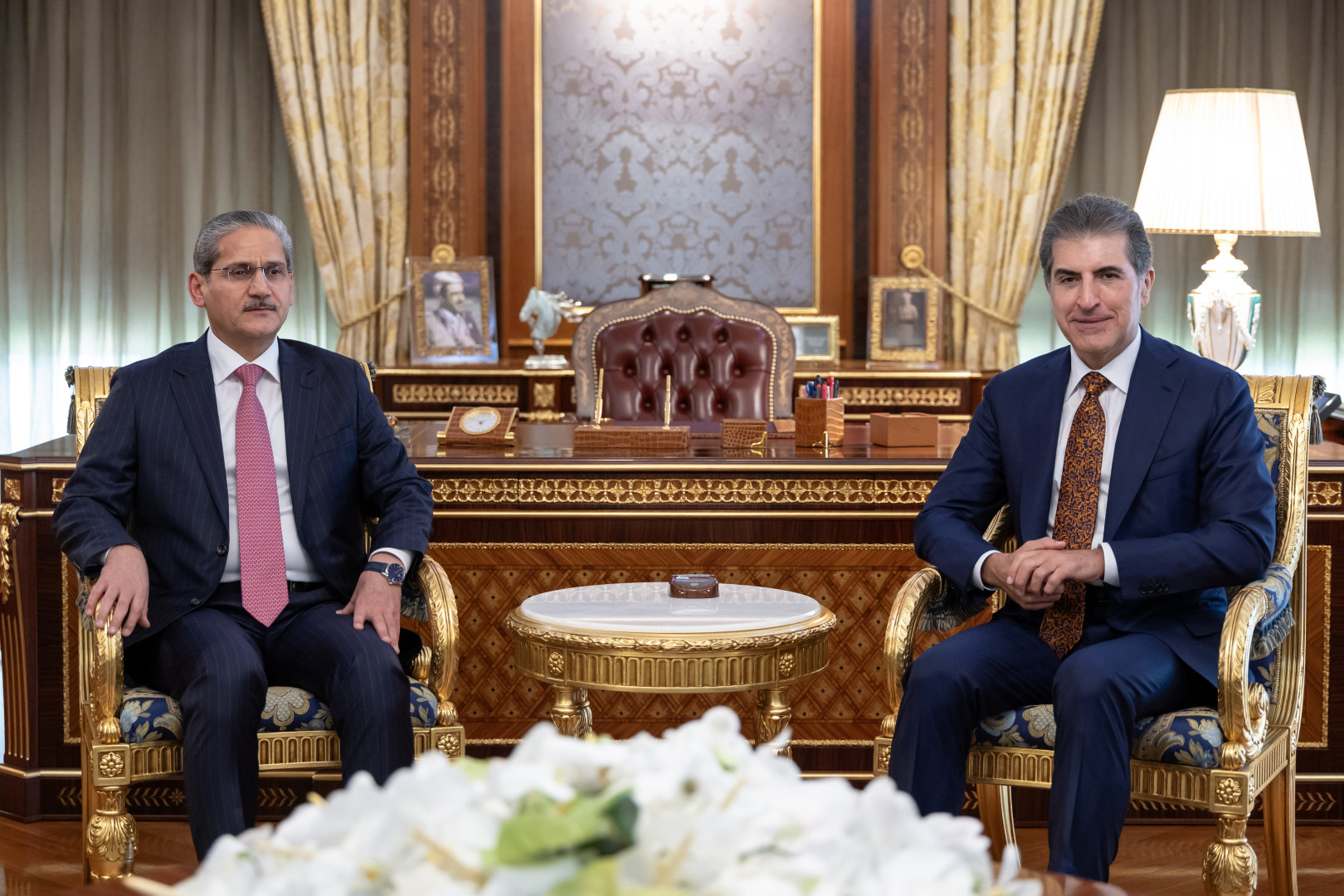 کۆبوونەوەی نێچیرڤان بارزانی، سەرۆکی هەرێمی کوردستان، لەگەڵ محەممەد عەلی مفتن، سەرۆکی دەستەی دەستپاکیى فیدراڵی 