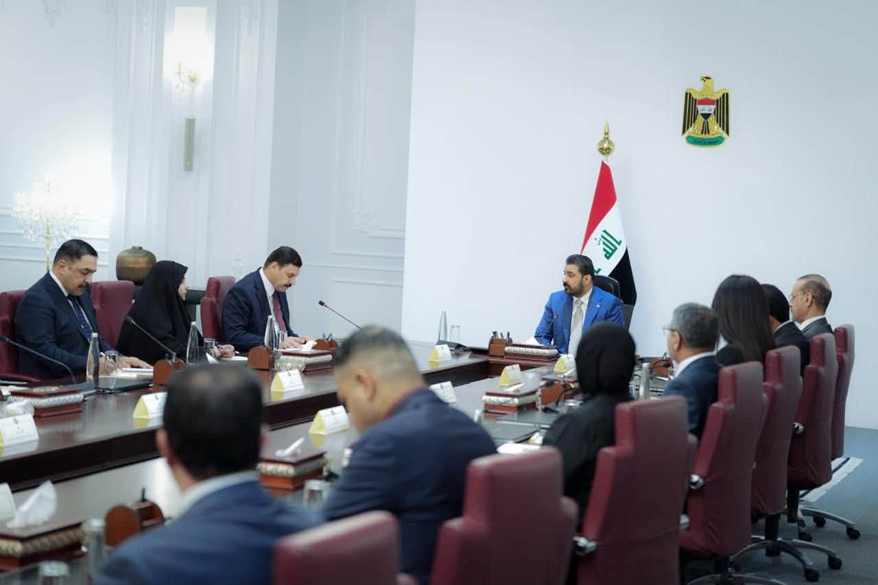 کۆبوونەوەی عەلی زەیدی، سەرۆکوەزیرانی عێراق، لەگەڵ سەرۆک و ئەندامانی لیژنەی دەستپاکی ئەنجوومەنی نوێنەران