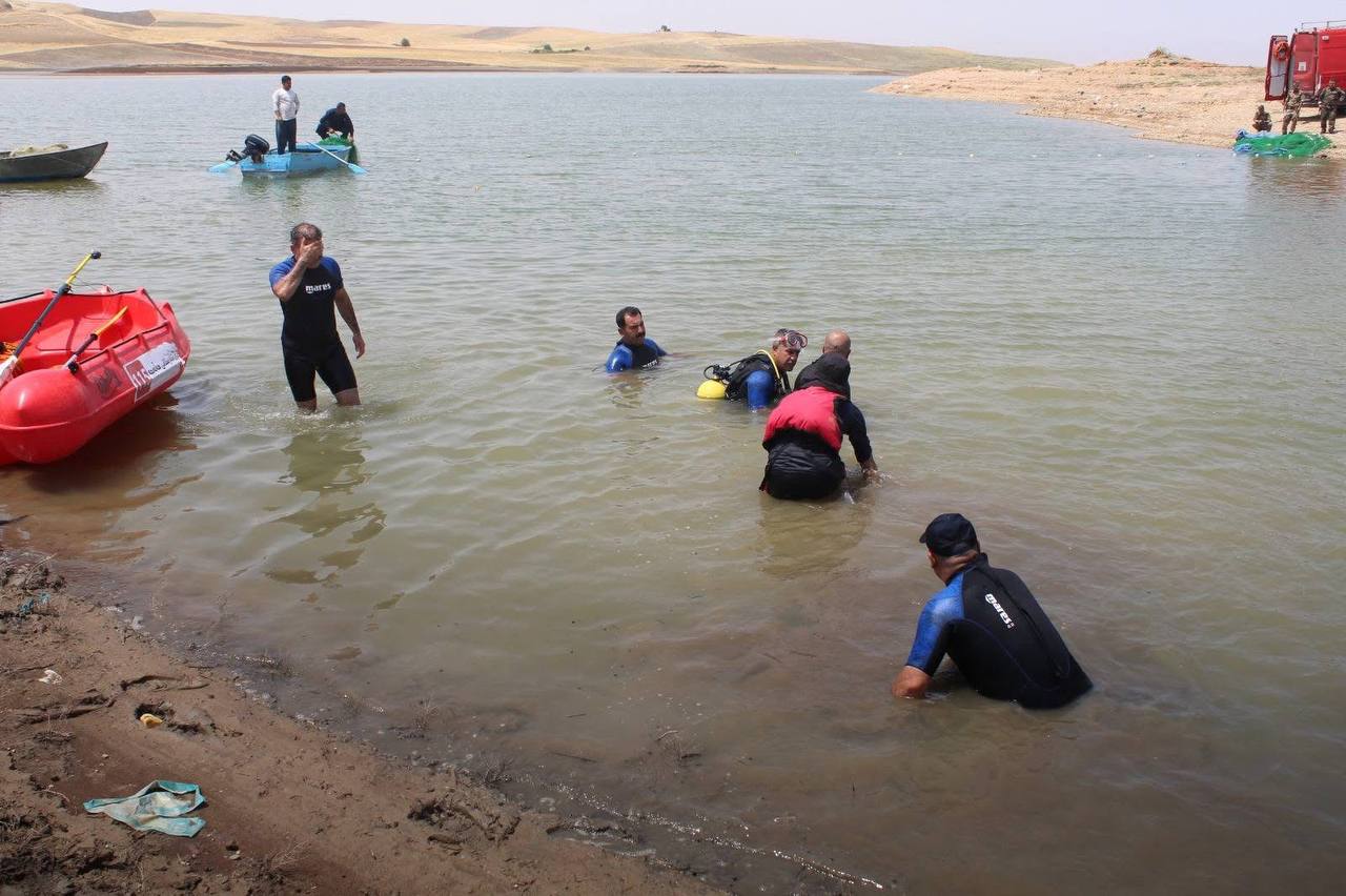 ساتی گەڕانی تیمەکانی غەواس و بەرگری شارستانی بۆ تەرمی گەنجە خنکاوە بە ڕەگەز عەرەبەکە لە ڕووباری سیروان