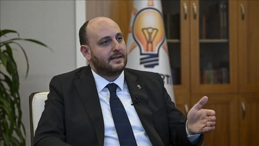 ئەحمەد بویوکگوموش، یاریدەدەری سەرۆکی گشتیی ئاکپارتی