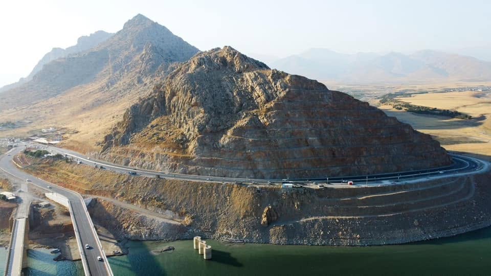 دیمەنێک لە دەربەندی ڕانیە، کە بڕیارە سبەی فێستڤاڵی گەشتوکاڵی لێ دەستپێبکات