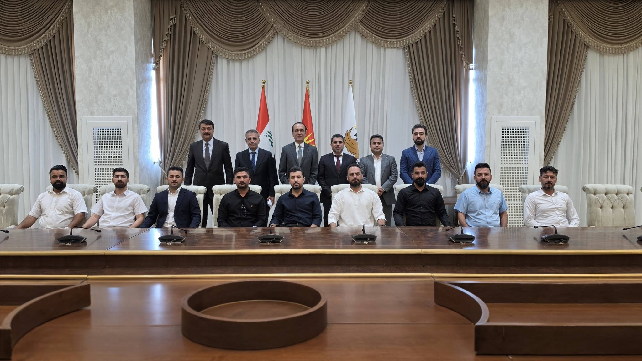 کۆبوونەوەی هاوبەشی نێوان نوێنەرى مامۆستایانى گرێبەست لەگەڵ شاندی دانوستانکاری هەرێمى کوردستان لە ئەنجوومەنى وەزیران 
