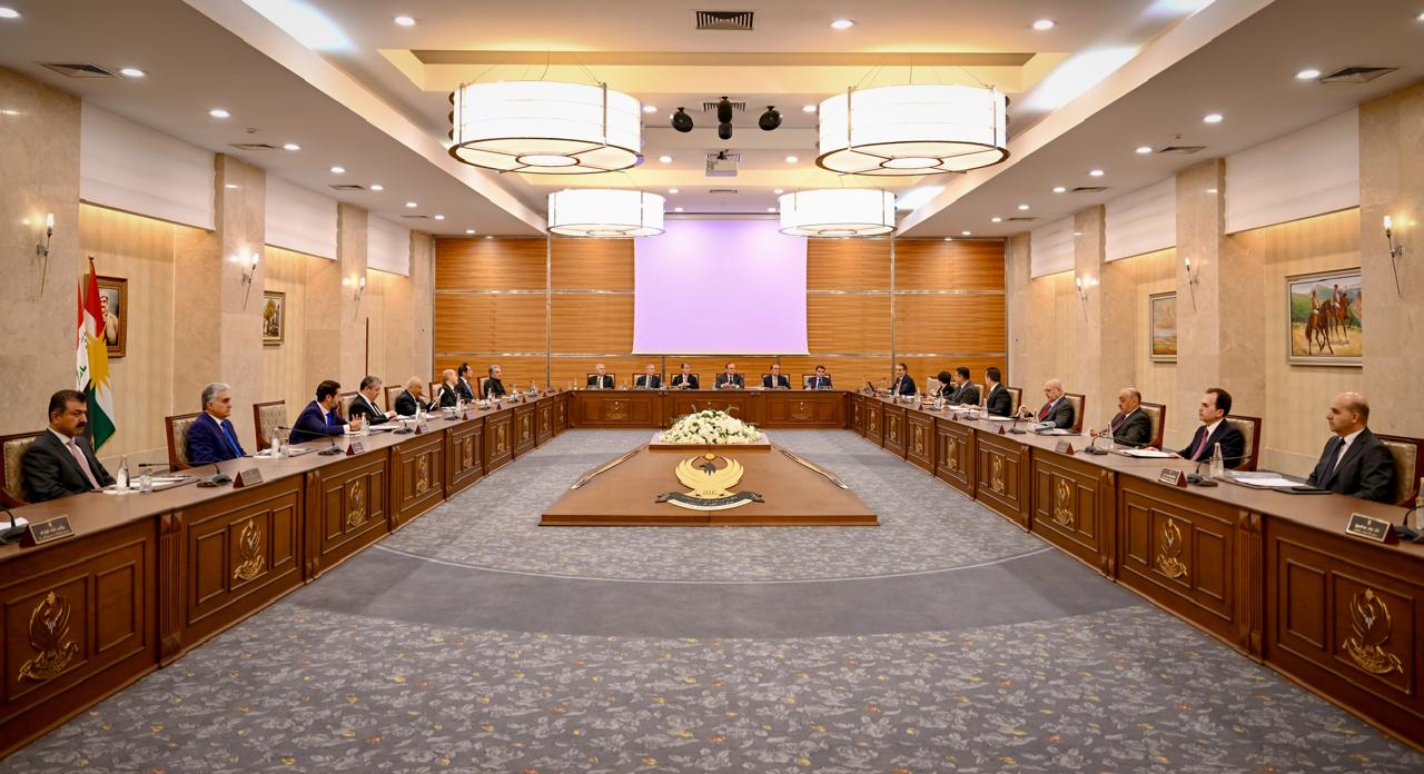 ئەنجوومەنی وەزیرانی هەرێم پرۆسەی لەجیاتیدانانی فەرمانبەران کارا دەکاتەوە