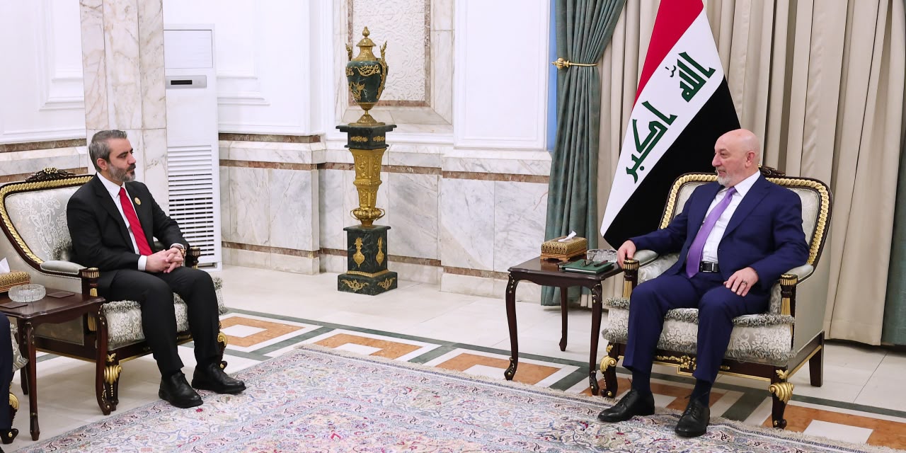 نزار ئامێدى، سەرۆککۆمارى عێراق  ئەسعەد شەیبانى، وەزیرى دەرەوەى سووریا 