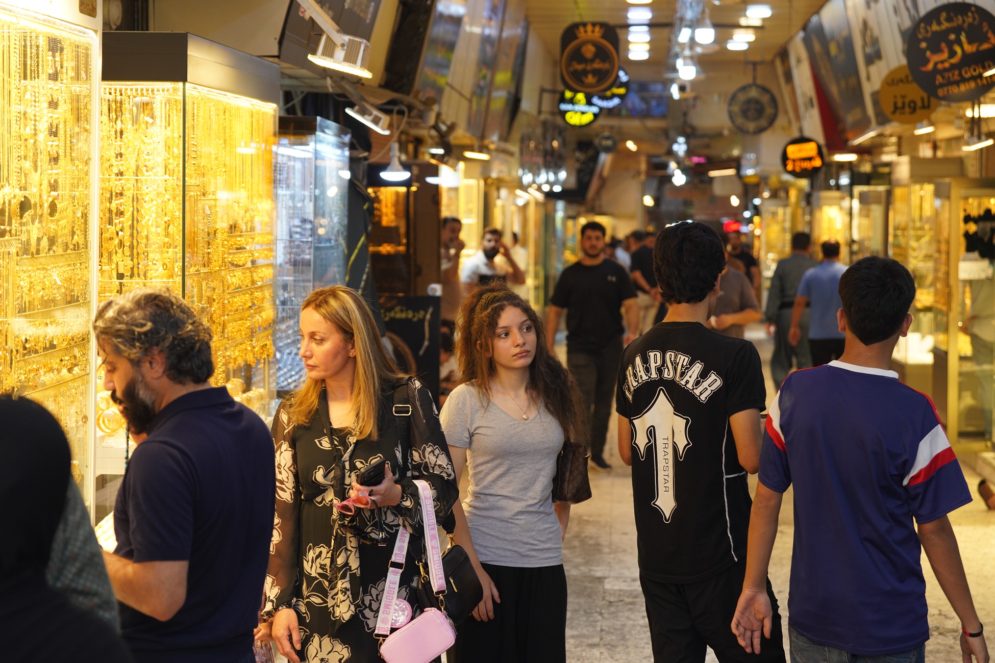 گوزەرى زێڕنگەران لە سلێمانى
فۆتۆ؛ حەمە سوور
