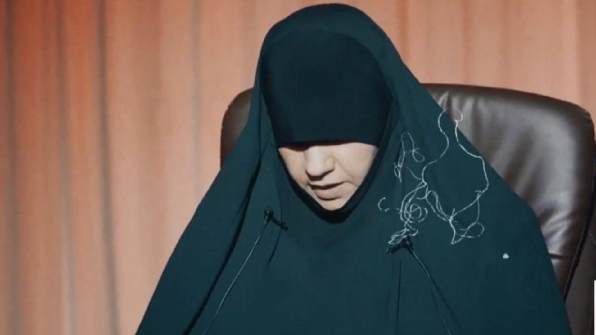 Hevjîna yekê ya Ebûbekir Bexdadî, Esma Fewzî Mihemed Kubeysî.